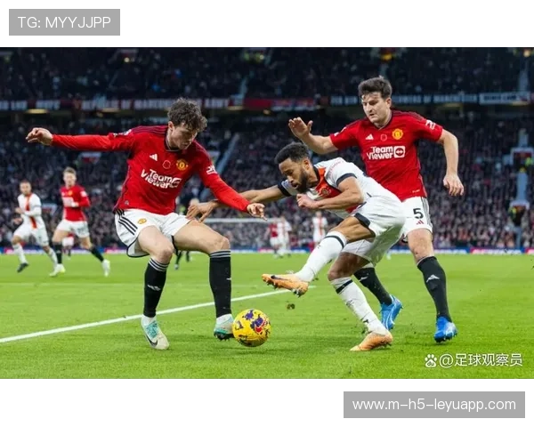 曝曼联冬窗锁定六大中场，准备重建球队的黄金时代